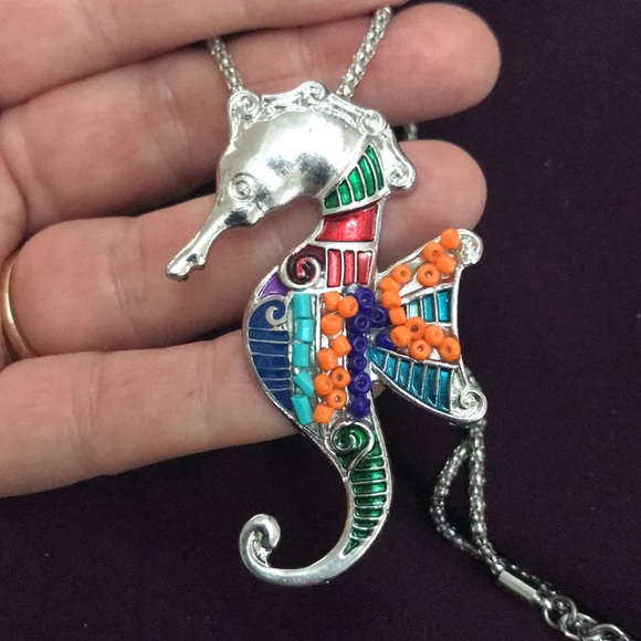 Jewelry - Seahorse Pendant Necklace